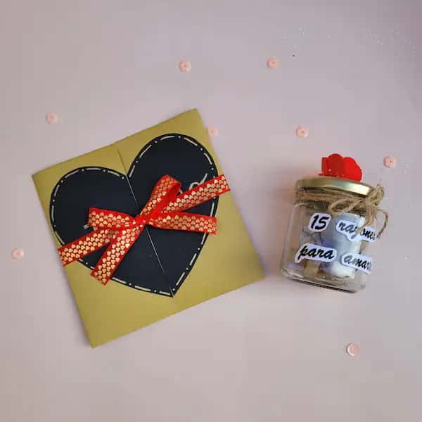 Detalles personalizados - Amoralia Box