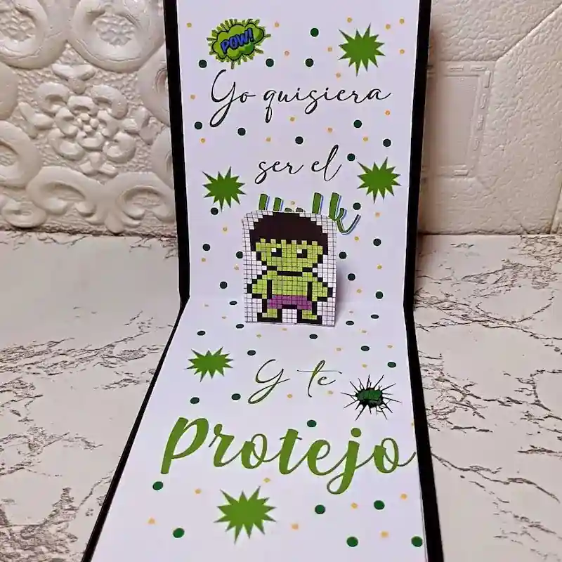 Detalles personalizados - Tarjeta Héroe Favorito